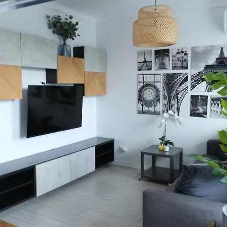 Booking Apartments-self Check-in * 부쿠레슈티