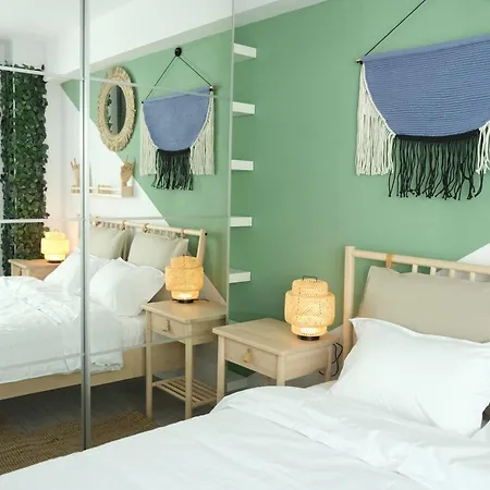 Апартаменты Booking Apartments-self Check-in