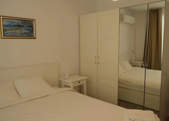 Booking Apartments-self Check-in Apartamento Bucarest